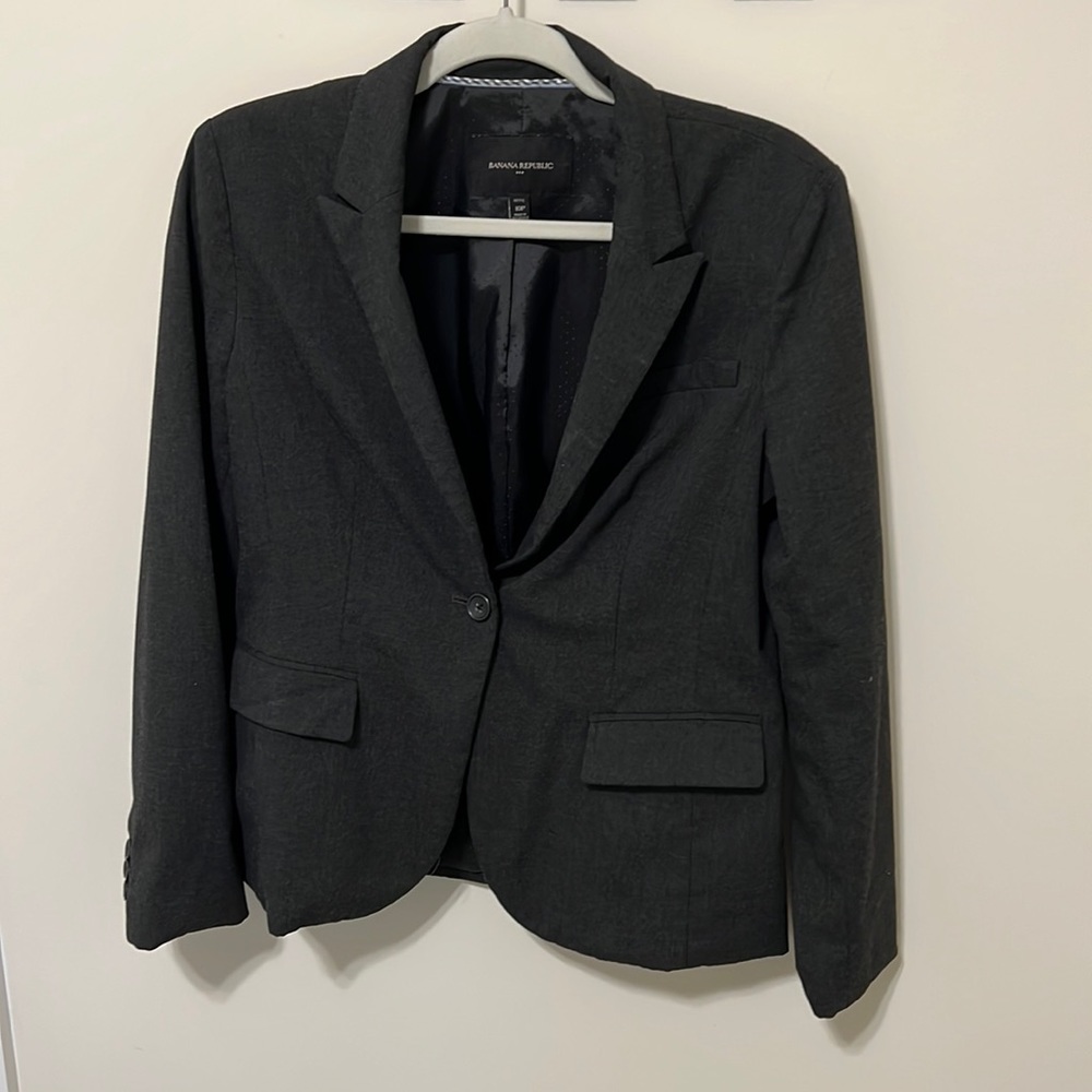 Banana Republic Factory Women’s Gray Blazer / Size 10P / Excellent Condition